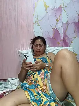 sexybitch 02 online show from July 27, 2026, 5:03 am