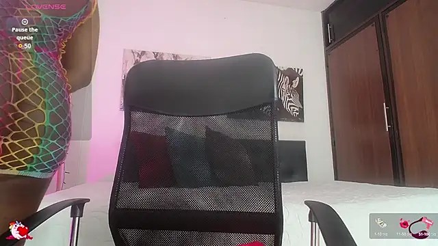 Snapshot of BarbaraGil1 chatting on September 30, 2025, 2:00 pm BarbaraGil1 online show from September 30, 2025, 2:00 pm