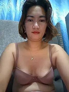 lustlushlady6 online show from October 28, 2025, 9:06 pm