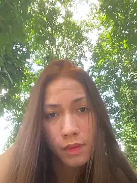 Snapshot of PrettyMeh chatting on June 11, 2026, 1:05 am PrettyMeh online show from June 11, 2026, 1:05 am