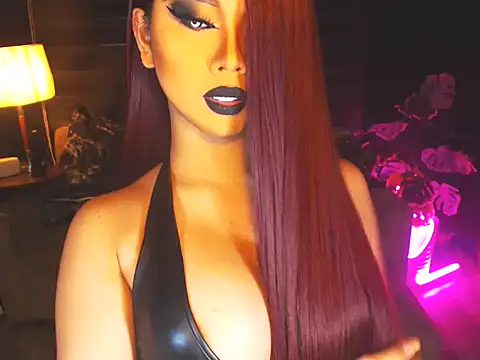 Snapshot of KarlaFrost chatting on June 19, 2026, 3:38 pm KarlaFrost online show from June 19, 2026, 3:38 pm