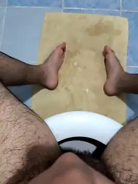 Snapshot of knulll123 chatting on October 6, 2025, 4:59 pm knulll123 online show from October 6, 2025, 4:59 pm