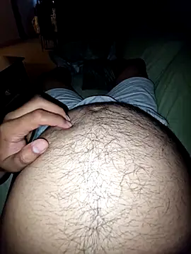 bellylova online show from April 17, 2026, 8:45 pm