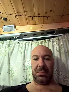 Snapshot of annubis69 chatting on October 10, 2025, 1:43 pm annubis69 online show from October 10, 2025, 1:43 pm