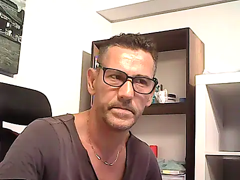 mastercharisma35 online show from July 3, 2026, 12:22 pm