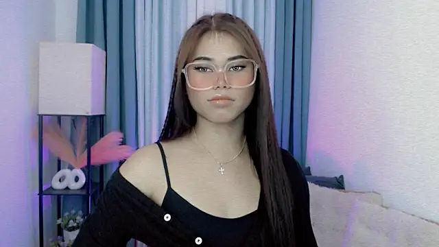 PrettyBlythes TS online show from February 17, 2026, 5:37 am