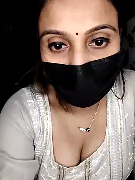 Horny Shalu online show from October 17, 2025, 7:05 pm