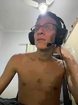 Snapshot of safadezanunes2 chatting on March 27, 2026, 1:11 am safadezanunes2 online show from March 27, 2026, 1:11 am