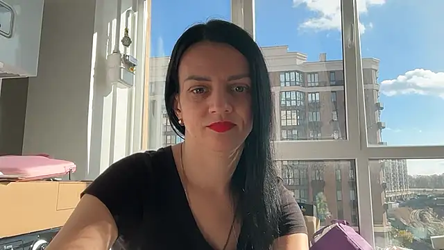 Snapshot of Sladosttss chatting on October 28, 2025, 9:46 am Sladosttss online show from October 28, 2025, 9:46 am