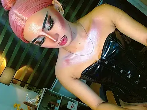 Snapshot of Queen_yasii_88 chatting on May 22, 2026, 1:06 pm Queen yasii 88 online show from May 22, 2026, 1:06 pm