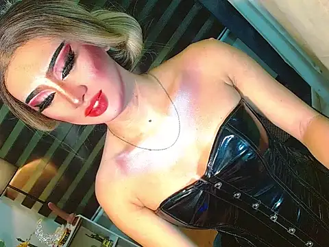 Snapshot of Queen_yasii_88 chatting on June 7, 2026, 1:26 pm Queen yasii 88 online show from June 7, 2026, 1:26 pm