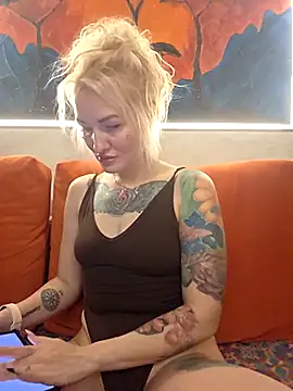 KateMonroe online show from April 24, 2026, 8:55 pm