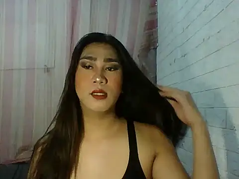Snapshot of ImUrFantasy chatting on July 26, 2026, 3:30 pm ImUrFantasy online show from July 26, 2026, 3:30 pm