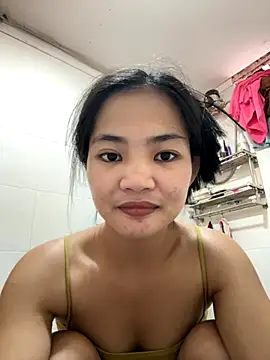 Snapshot of princess_janine chatting on September 17, 2025, 6:48 am princess janine online show from September 17, 2025, 6:48 am