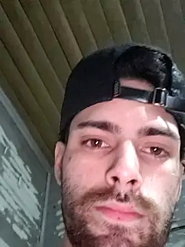 Snapshot of Demian24_ chatting on July 9, 2026, 11:53 pm Demian24 online show from July 9, 2026, 11:53 pm