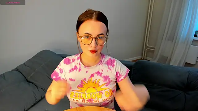 MewStella online show from April 25, 2026, 12:41 pm
