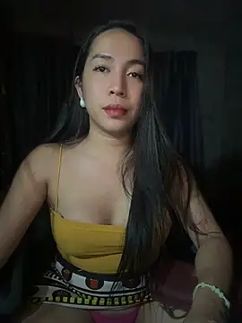 Snapshot of NicoleRoseTS chatting on April 14, 2026, 3:29 pm NicoleRoseTS online show from April 14, 2026, 3:29 pm
