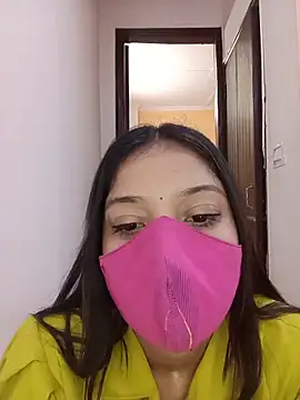 Cute Rakhi8 online show from May 13, 2026, 4:43 am