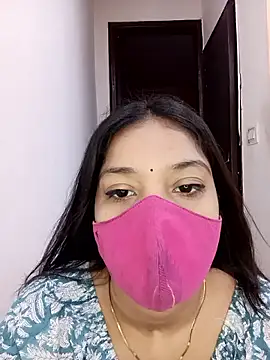 Cute Rakhi8 online show from June 13, 2026, 6:00 am