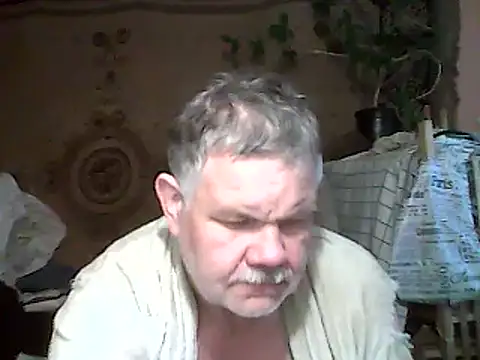 Snapshot of A1B3- chatting on October 26, 2025, 2:45 pm A1B3- online show from October 26, 2025, 2:45 pm