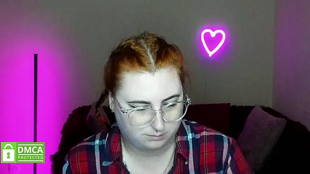 Snapshot of Alicia_love00 chatting on October 12, 2025, 5:39 am Alicia love00 online show from October 12, 2025, 5:39 am