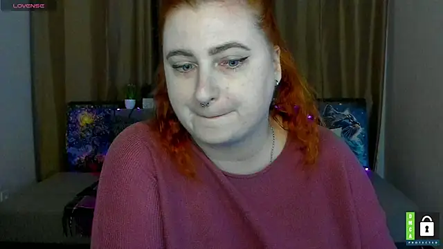 Snapshot of Alicia_love00 chatting on October 13, 2025, 11:21 am Alicia love00 online show from October 13, 2025, 11:21 am