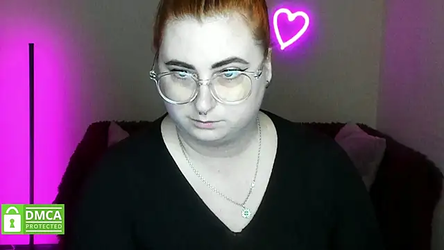 Snapshot of Alicia_love00 chatting on November 12, 2025, 6:25 am Alicia love00 online show from November 12, 2025, 6:25 am