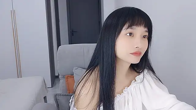 Snapshot of Lisa-3333 chatting on October 10, 2025, 2:27 pm Lisa-3333 online show from October 10, 2025, 2:27 pm