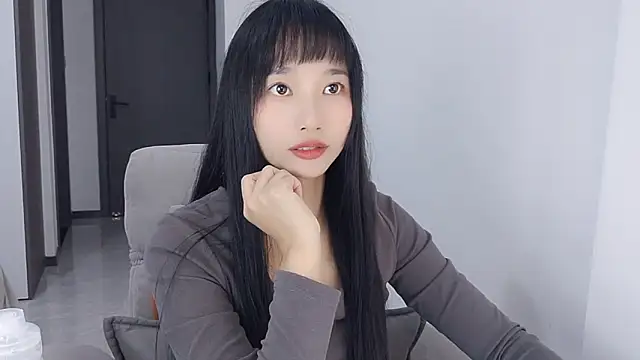 Snapshot of Lisa-3333 chatting on November 2, 2025, 2:08 pm Lisa-3333 online show from November 2, 2025, 2:08 pm