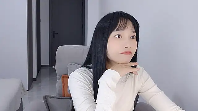 Snapshot of Lisa-3333 chatting on November 4, 2025, 1:54 pm Lisa-3333 online show from November 4, 2025, 1:54 pm