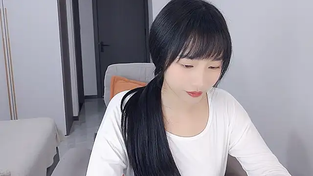 Snapshot of Lisa-3333 chatting on November 24, 2025, 1:22 pm Lisa-3333 online show from November 24, 2025, 1:22 pm