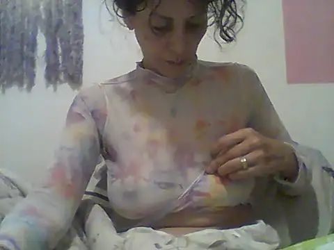 Snapshot of Bebita-zmp chatting on June 1, 2026, 9:38 pm Bebita-zmp online show from June 1, 2026, 9:38 pm
