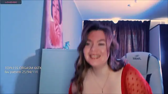 Snapshot of Aura_boobss chatting on February 3, 2026, 8:30 am Aura boobss online show from February 3, 2026, 8:30 am