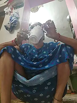 ISHANI-SINGH online show from September 10, 2025, 1:49 am