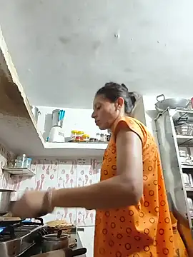 ISHANI-SINGH online show from July 5, 2026, 3:02 am