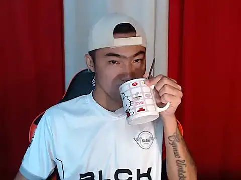 Siege cum69 online show from May 4, 2026, 1:51 pm