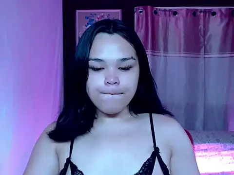 Snapshot of millany69 chatting on June 11, 2026, 7:39 am millany69 online show from June 11, 2026, 7:39 am