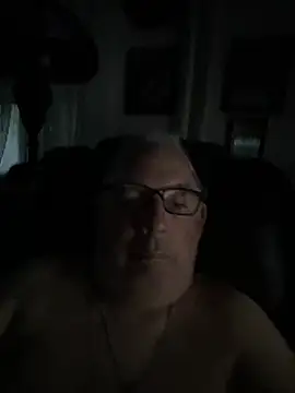 CharlieWeaver22 online show from June 27, 2026, 9:36 am