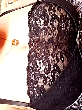 Hnonasix89 online show from May 1, 2026, 11:04 am