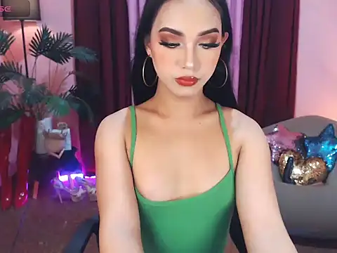 UrasianBIGcock696 online show from October 18, 2025, 4:08 pm