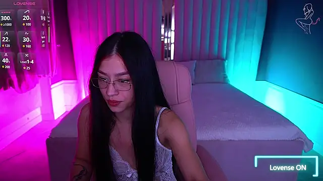 FataleNellie online show from November 14, 2025, 10:07 pm