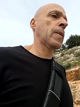 fergi1999 online show from February 6, 2026, 7:34 am