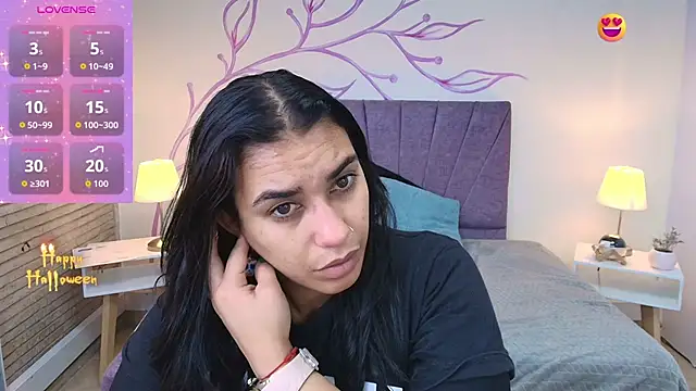 Lia Blake  online show from November 20, 2025, 12:38 pm