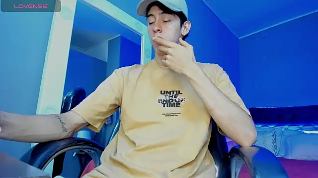 Snapshot of Jhon_snow22 chatting on October 1, 2025, 2:12 pm Jhon snow22 online show from October 1, 2025, 2:12 pm