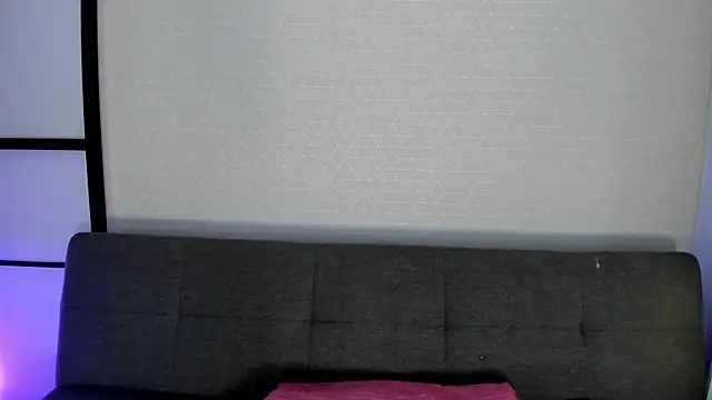 missweetpeach online show from July 7, 2026, 4:22 pm