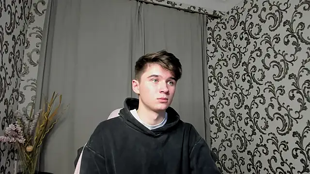 Snapshot of SherlockMax chatting on September 24, 2025, 3:37 pm SherlockMax online show from September 24, 2025, 3:37 pm