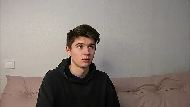 Snapshot of SherlockMax chatting on October 26, 2025, 5:52 pm SherlockMax online show from October 26, 2025, 5:52 pm