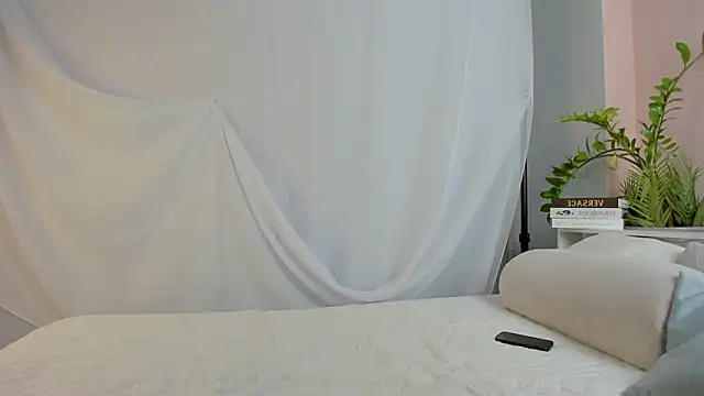 Snapshot of SherlockMax chatting on March 14, 2026, 4:18 am SherlockMax online show from March 14, 2026, 4:18 am