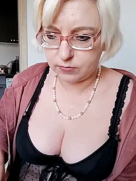 VikaKing online show from October 31, 2025, 9:54 am