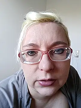 VikaKing online show from January 16, 2026, 10:08 am